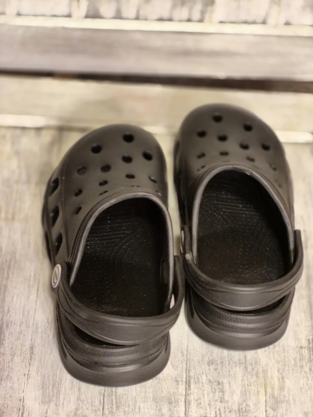 Kids Black Clog Sandals - Comfortable Everyday Shoes NWOTs Size 8.5